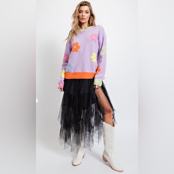 #097 Last 2 Easel Daisy Sweater - Picture 4 of 5